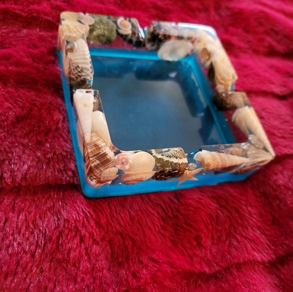 Handcrafted Jewelry Dish Seashells Beach Theme Resin Art ashtray soap dish
